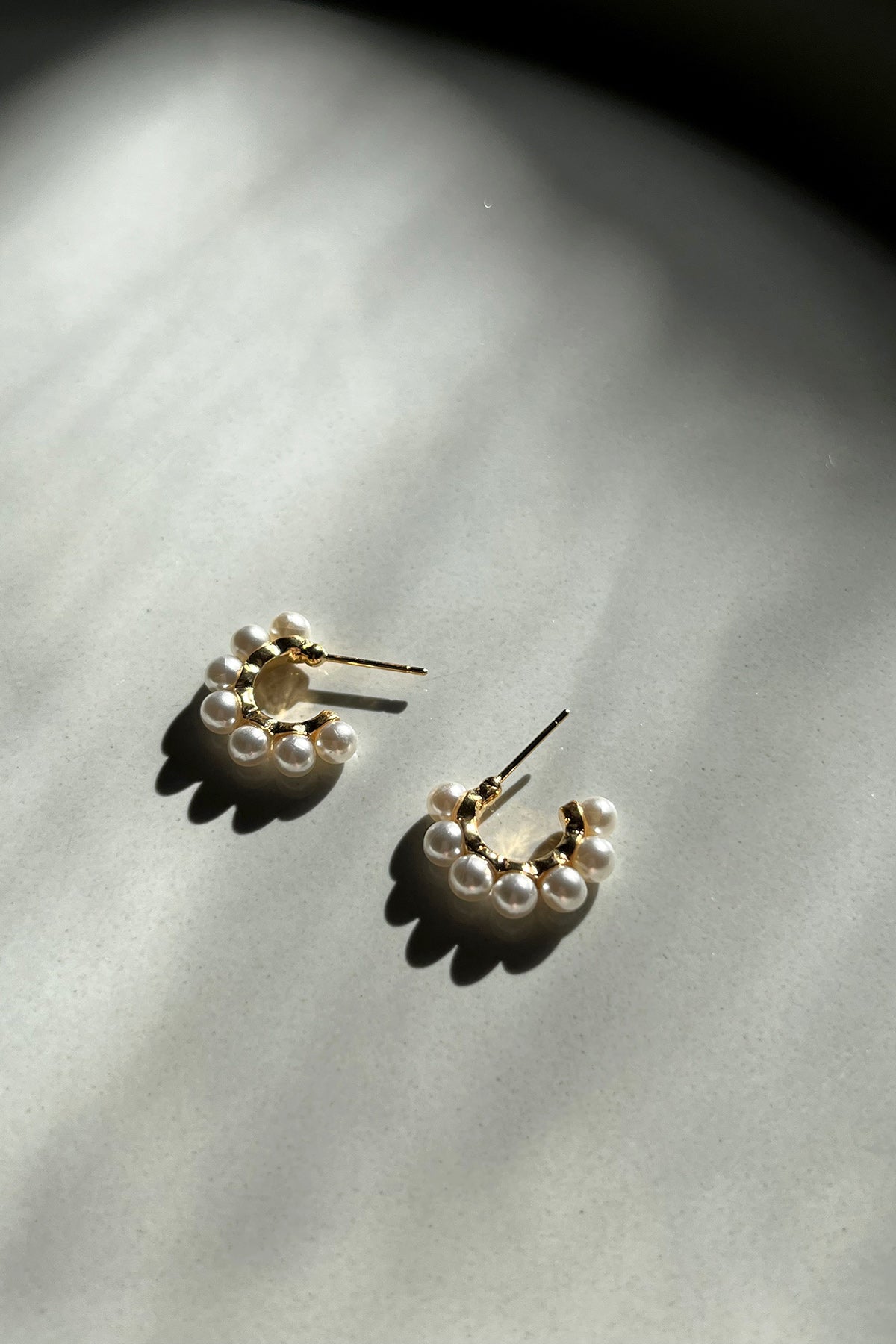 Mary Pearl Earrings