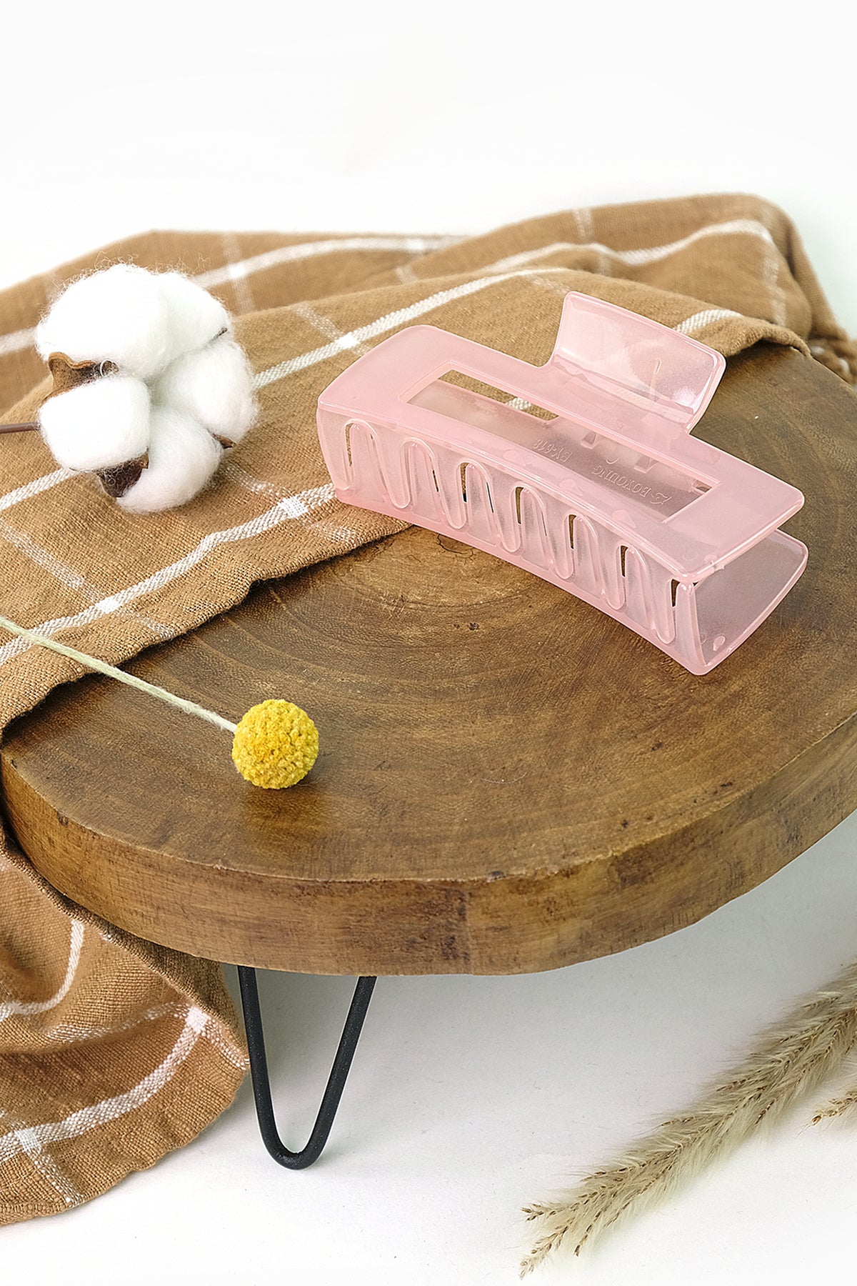 Pink Oversized Claw Hair Clip