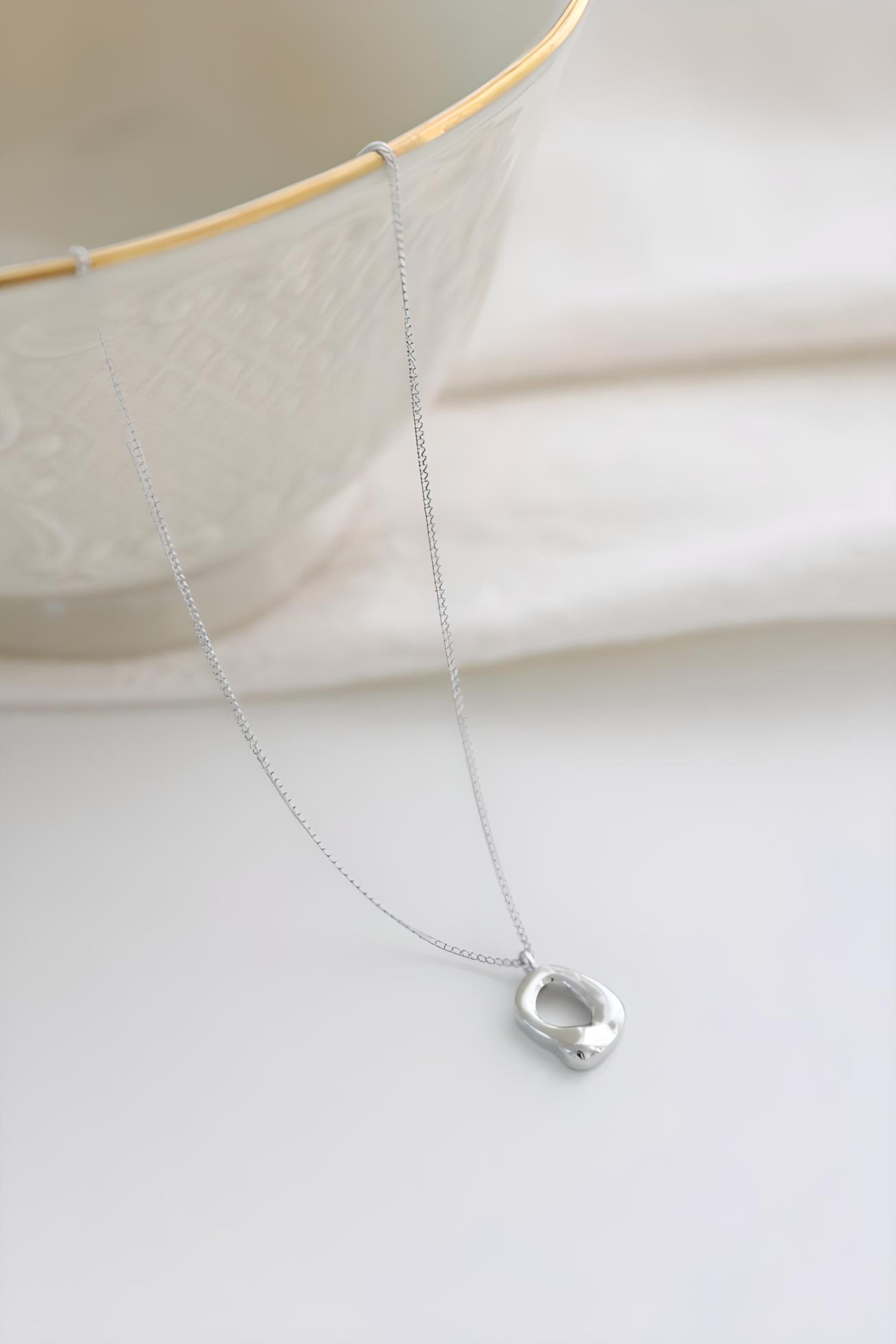 Modern Donut Shaped Necklace