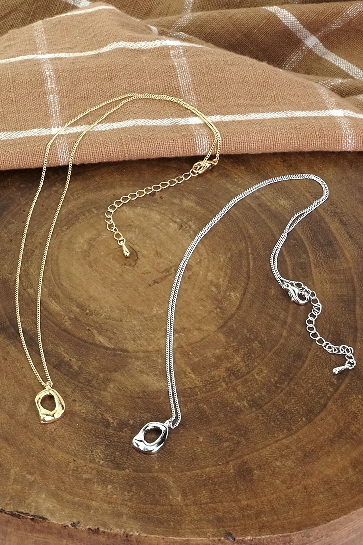 Modern Donut Shaped Necklace
