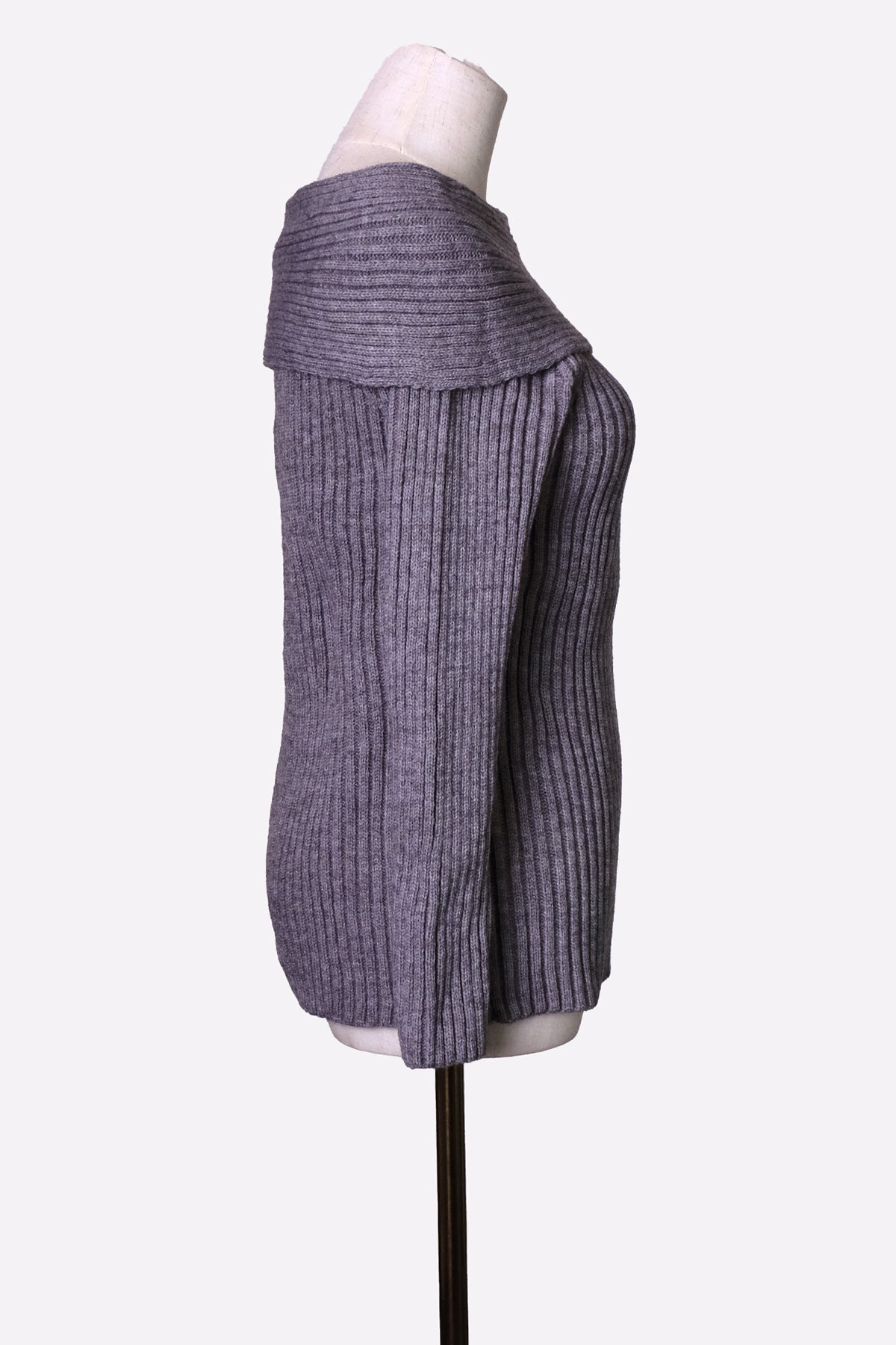 Off-Shoulder Knit Top (Gray)