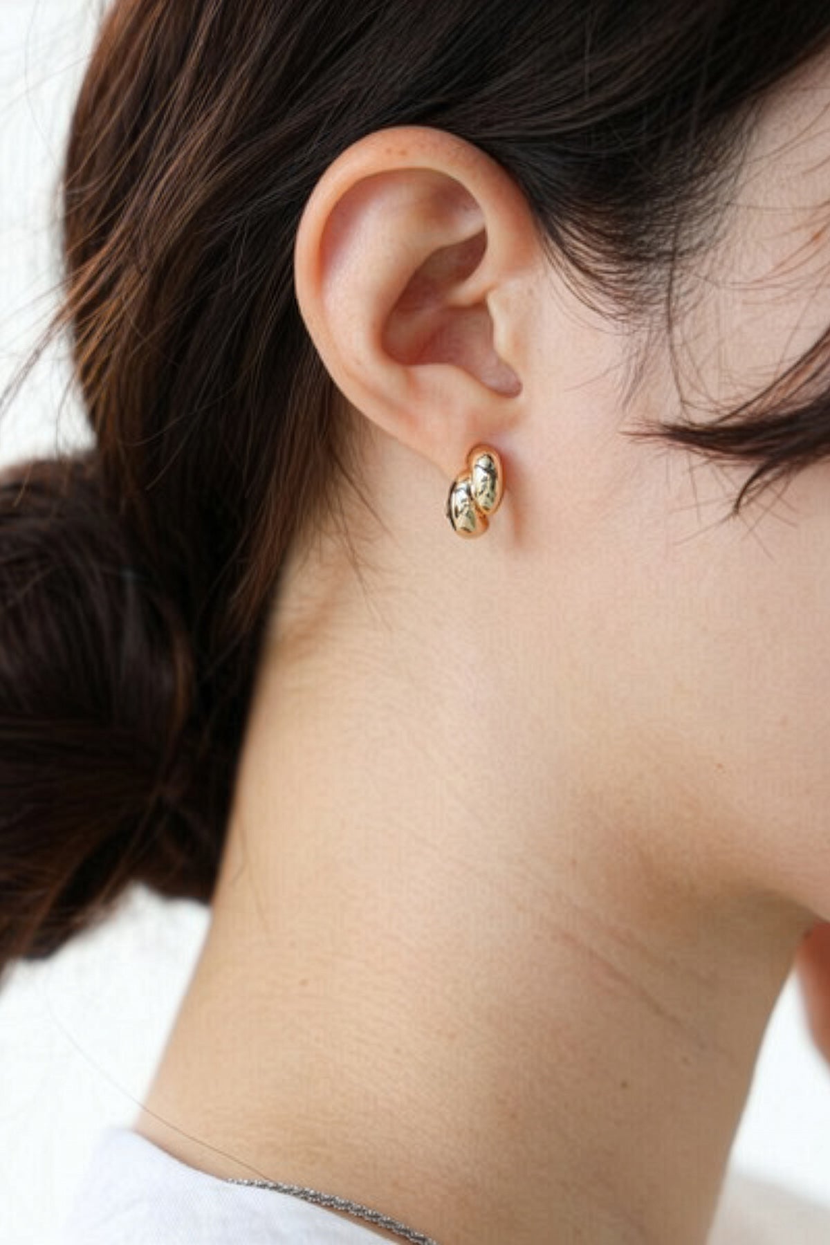 Double Droplet Clip-on Earrings (Gold)