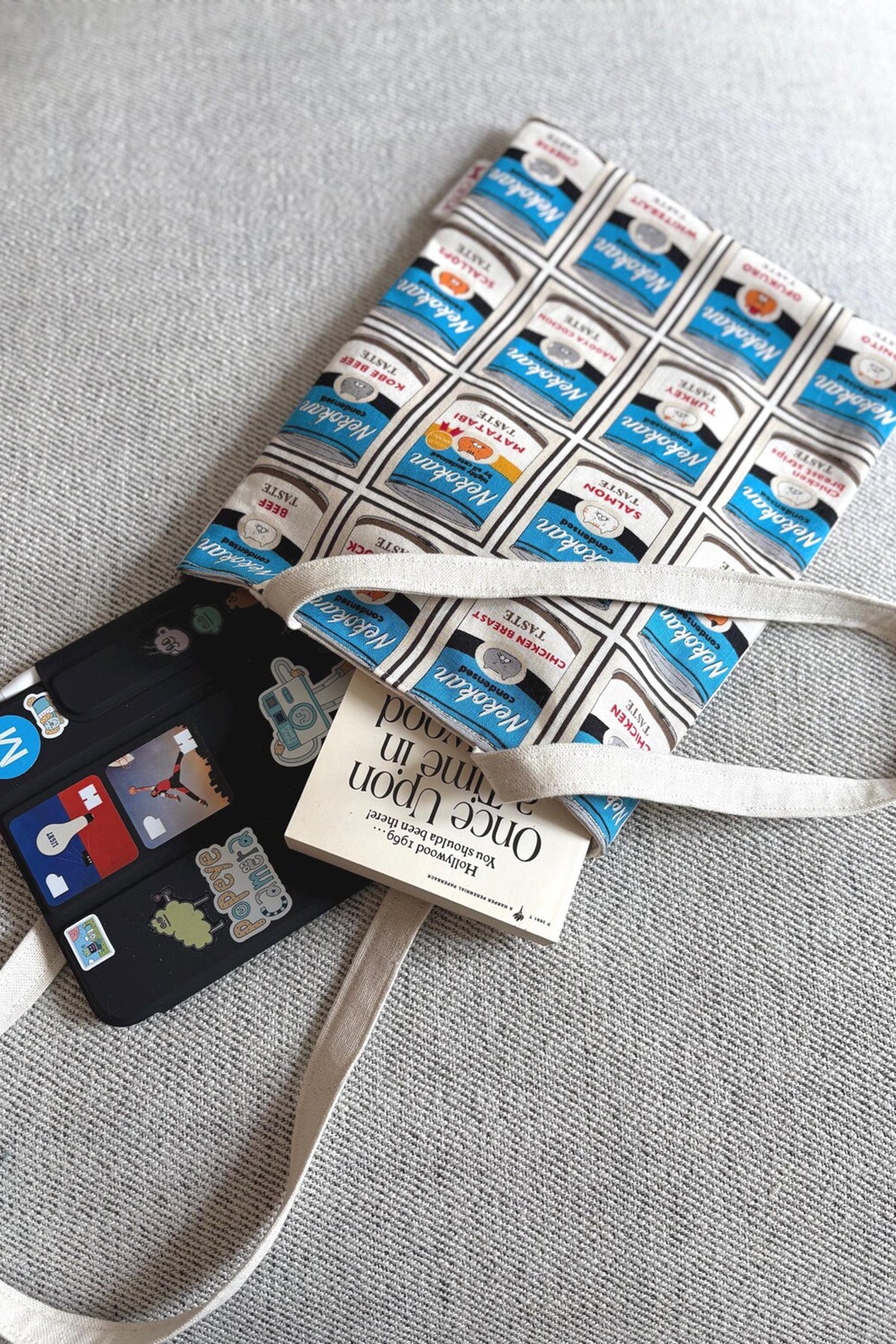 CIETLA Nekokan Cat Condensed Tote Bag (Blue) with book & tablet
