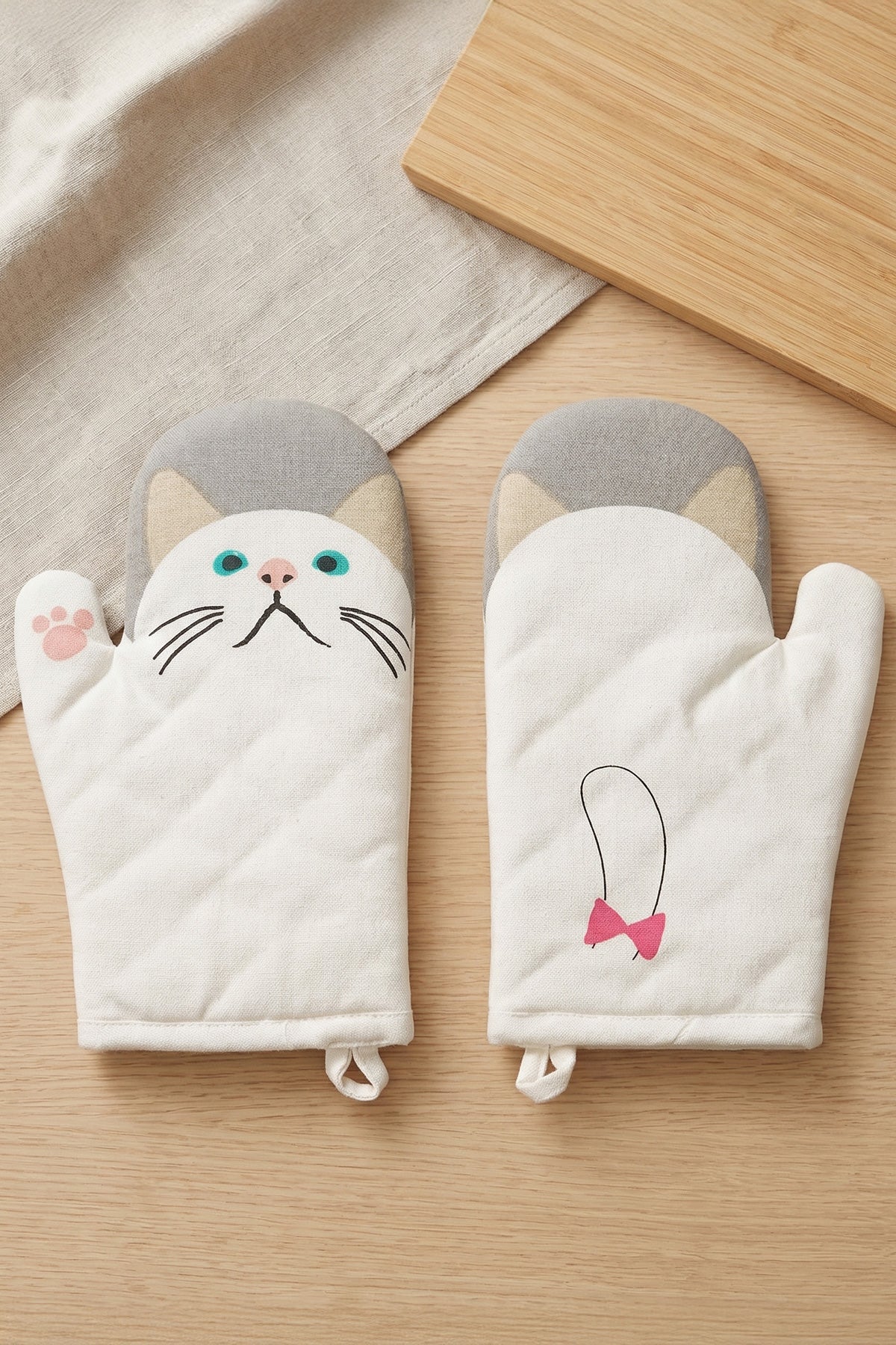 Turchan Ragdoll Cat Oven Mitt
