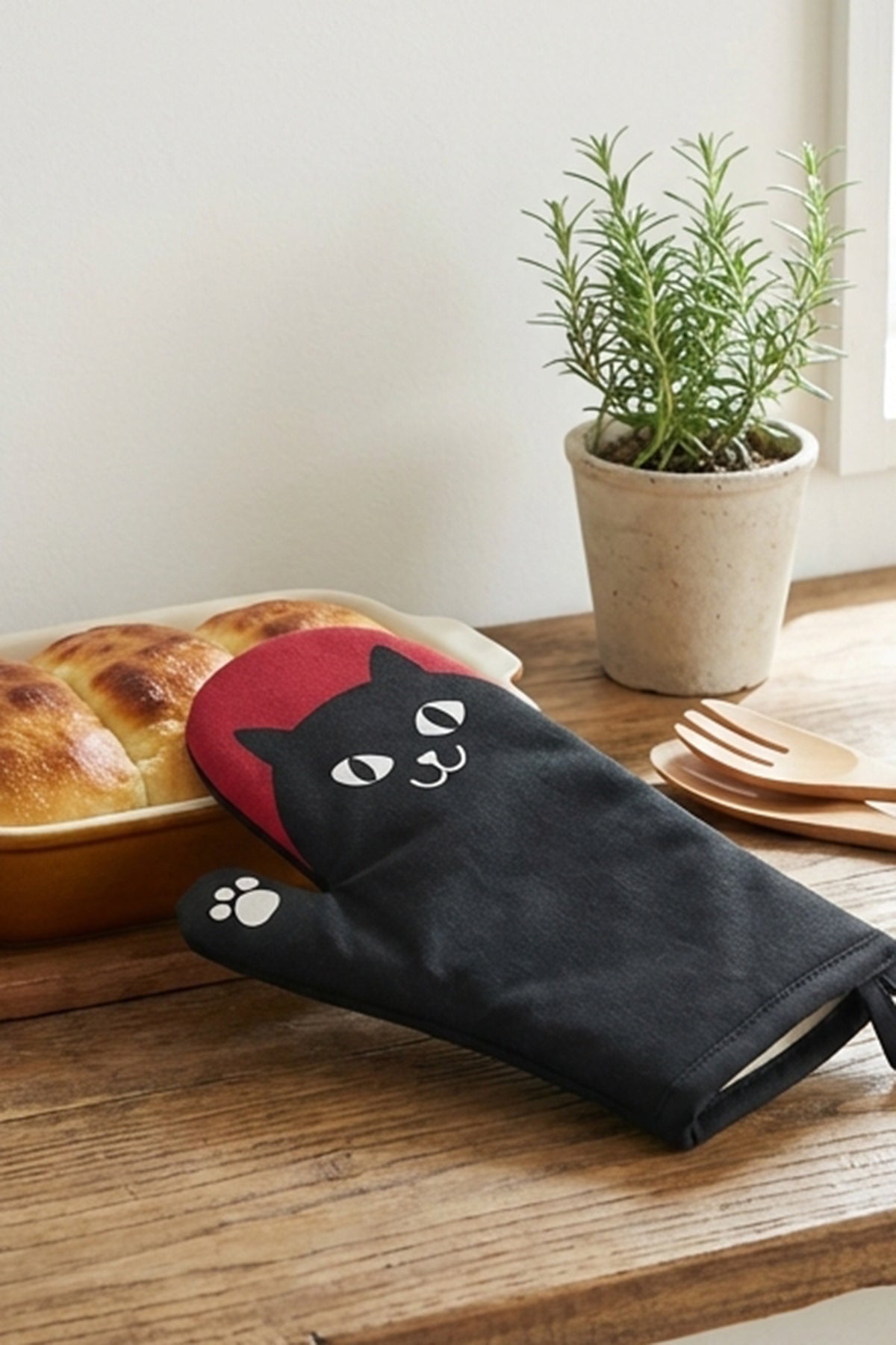 Black Cat Oven Mitt